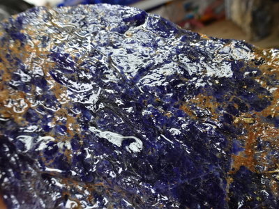 《藍晶寶石玉石特賣→〈原石系列→天然優色南非藍寶石原礦〈2050公克→n13