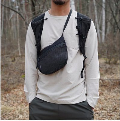 PA'LANTE Sidebag Sacoche 美國設計 登山露營路跑 超輕量 胸袋 隨身小包 拉鍊 快取袋 黑網格