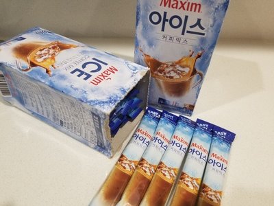 《fly_fishhh》韓國  Maxim 夏季限定 冰拿鐵咖啡(含糖) 13g 單條 咖啡 阿拉比卡 脫脂牛奶 三合一