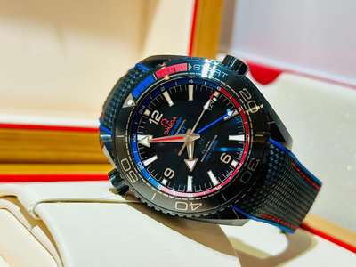 ~路米名品~ 2023 國內單 Omega 海馬 PLANET OCEAN 600米 ETNZ DEEP BLACK腕錶 45.5mm  黑色陶瓷錶殼