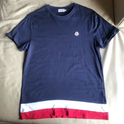 [品味人生]保證正品 Moncler 深藍色 經典三色  短袖T恤 短T size XL 適合 L