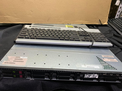 出售HP ProLiant  DL360p Gen8 伺服器主機  只要3500元...    實機拍攝，物品狀況如照片