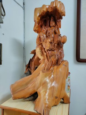 紅豆杉木雕