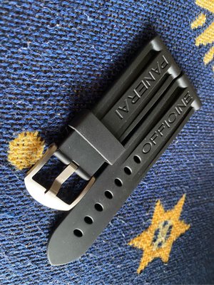 沛納海 原版 24MM 黑色矽膠錶帶 優質 made in Austria 配鈦合金扣 現貨剩一條