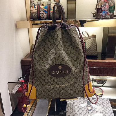 二手正品 GUCCI 復古 立體 金屬 老虎頭 經典 GG LOGO 抽繩 後背包 473872 現貨