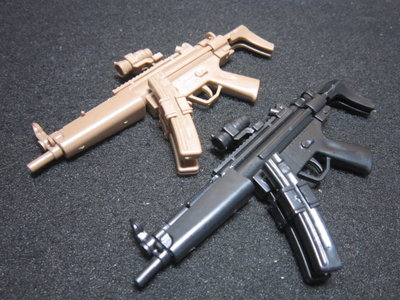 B2兵工裝備 mini模型1/6雙彈匣MP5衝鋒槍一把 黑色款或沙褐色款