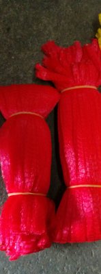 1尺半(45cm) 紅色蒜頭網袋/小番茄網袋/金桔網袋/檸檬網袋/伸縮袋 一束約50個 _粗俗俗五金大賣場