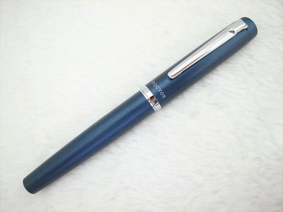 A717 白金 日本製 PROCYON 高質感深藍色鋼筆 M尖(9成新)(全金屬)