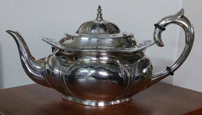 154英國高級鍍銀壺Antique Silver Plated Teapot(相當漂亮高貴奢侈)