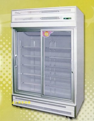 鑫忠廚房設備-餐飲設備：滑道型雙門玻璃冷藏展示冰箱-賣場有水槽-快速爐-工作台-西餐爐