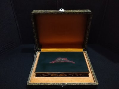 早期高級精品 一 小葉紫檀 一 老銅鑲嵌銀雙鹿 蓋盒 香盒 菸盒 一  附專用高級收藏錦盒