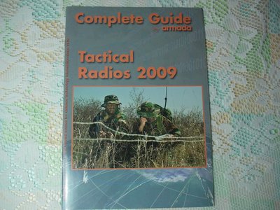 Complete Guide by armada《Tactical Radios》書況為實品拍攝，如新如圖【A4.64】