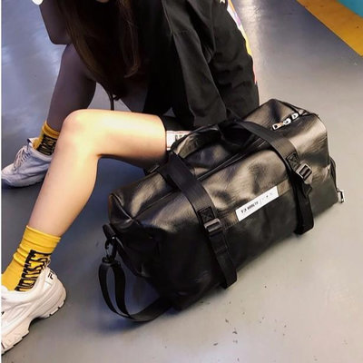 新款男女通用旅行袋 經典黑色 個大容量手提旅行包男商務休閒登機健身包差行李包尼龍-來可家居