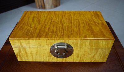 金絲楠木珠寶盒、收納盒 六面閃花~ (非檜木、檜木盒、龍柏、肖楠、黃檜、紅檜、崖柏)中25cm