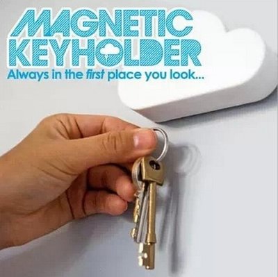 【雲朵鑰匙掛】磁吸式 鑰匙收納 強力磁鐵 創意簡約 家居 鑰匙防丟 雲朵造型 鑰匙掛【L】