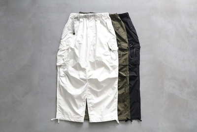 【S.I 日本代購】and wander oversized cargo pants 工作褲