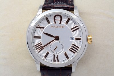 《寶萊精品》Aigner 愛格納銀白大圓型石英錶