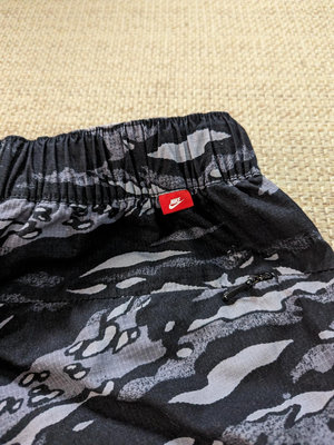 Nike 黑色迷彩短褲 6分褲 S號 XS 小尺寸 小尺碼