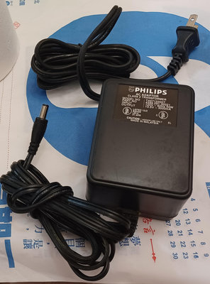 ╭✿㊣ 二手 PHILIPS TA5713300T 變壓器 充電器【13.5V ~ 3000mA】檯燈,音響..特價 $199 ㊣✿╮
