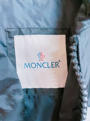 Moncler X Off White 反光防風外套 | Yahoo奇摩拍賣