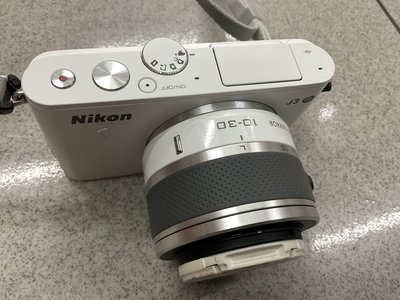 [保固一年] [高雄明豐] Nikon j3+10-30mm 機身加鏡頭 便宜賣 j5 j4 j1  [H2310]