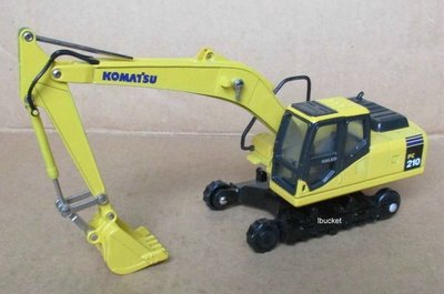 KOMATSU PC210-7 1/43 挖土機模型---零件車處理