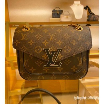 Shop Louis Vuitton 2024 SS Passy (M45592) by ElmShoesStyle