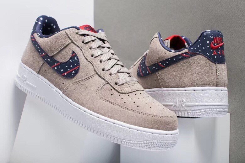 Nike air force deals 1 moon landing