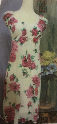 Morgan玫瑰花泡泡袖洋裝