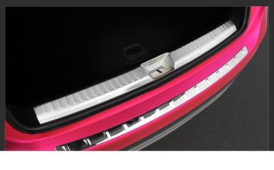 Benz 賓士 GLA180 GLA200 GLA45 專用內置全包款防護板 防刮板 門檻條 迎賓踏板 白金踏板 後護板