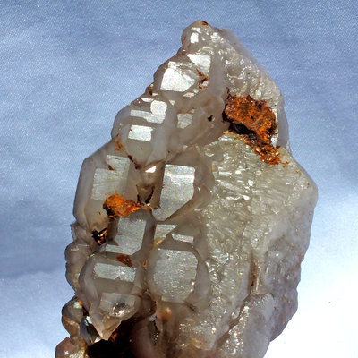 鱷魚骨幹水晶02–201.8公克。教堂水晶。茶黃晶。珍藏水晶