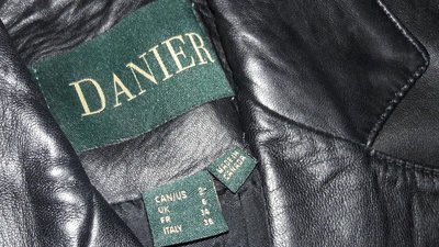 加拿大皮件名牌“DANIER”羊皮外套---高級羊皮~很有質感的皮衣~秒殺降價