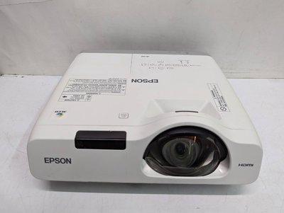 C【小米二店】二手 EPSON EB-530 短焦液晶投影機 3200流明 / HDMI