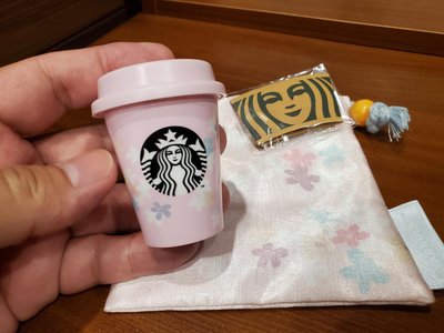 現貨在台，日本星巴克Starbucks 日本上陸25週年 櫻花禮物袋 迷你杯 束口袋