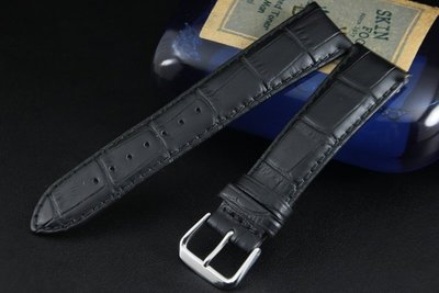 艾曼達精品~義大利進口21mm收16mm高級感加厚款真皮壓鱷魚皮紋錶帶,armani紳士錶機械錶black