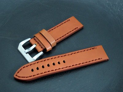 艾曼達精品~24mm收24mm直身,小沛的新衣 焦糖色真皮錶帶,panerai 沛納海代用品,牢靠手工車縫線
