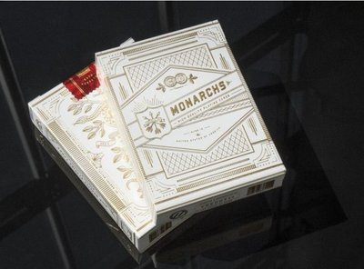 【USPCC撲克】撲克牌 T11 White Monarch Deck 白色君王 V2 牌盒有小壓介意勿下標
