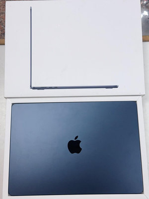 【直購價:29,800元】Apple MacBook Air 15吋 M2晶片 8G/256G 蘋果筆電 (9成新 保固內)