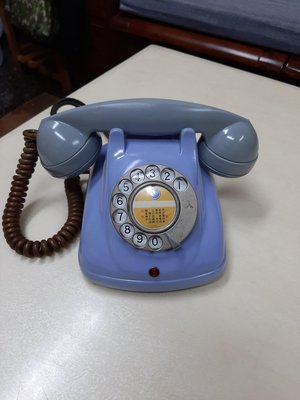 早期4號希少款淺藍色電木電話，