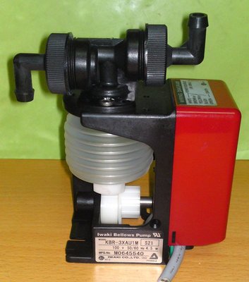 日本製IWAKI BELLOWS PUMP 型號:KBR-3XAU1M 定量幫浦/加藥機/定量充填/藥液計量泵