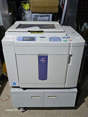 原價40萬日本RISO MZ-770A 雙色快速印刷機，電腦直接用USB連線輸出