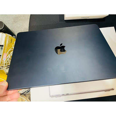 蘋果原廠公司貨MacBook air m2 8 16 256g 循環30次
