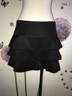 MOSDIORS 黑色裙子/褲裙(A76)