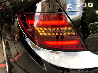 ☆雙魚座〃汽車精品W204 07~11前期 C300 C200 C250 紅黑版光導型全LED尾燈 W204 尾燈