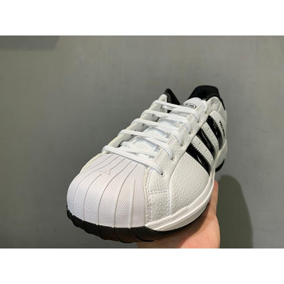 adidas PRO MODEL 2G LOW 籃球鞋 男女 黑白 穿搭 透氣 休閒鞋 情侶鞋 運動 FX4981