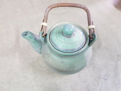 鶯歌陶瓷茶杯～茶杯精品.茶壺.花瓶.老人茶.適用各種頂級茶品.烏龍茶‧綠茶.紅茶
