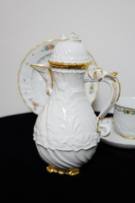 【二手】Meissen梅森浮雕天鵝咖啡壺 古董 老貨 收藏 【古物流香】-624