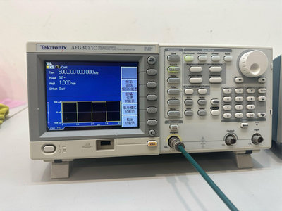 Tektronix AFG3021C Arbitrary Function Generator 250MS/s 25MHhz 任意信號產生器訊號產生器（示波器）