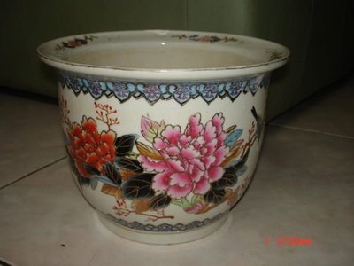 典藏早期彩繪窯燒的牡丹精緻老花盆
