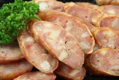 【家常菜系列】干貝香腸(6條)/約300g/包 創意作法將干貝塊包進香腸裡~海鮮與豬肉結合的絕紗滋味